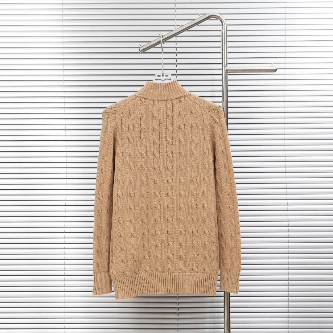 P320 top version (different currencies). You can scan the code to enter the official website. Style: Ralph Lauren POLO Ralph Lauren small label embroidered knitted old money style zipper cardigan jacket. Color: Picture color. Size: S-XL. Fabric: pure cotton. Accessories: full set of customized accessories. No gender distinction. Same style for men and women.